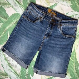 KUT from the Kloth Katy Boyfriend Denim Shorts